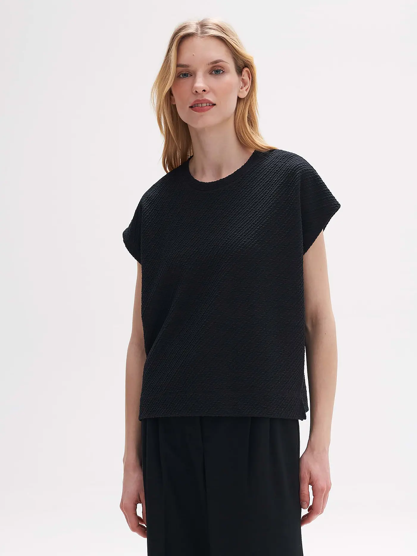 OPUS | T-Shirt GULARU | schwarz